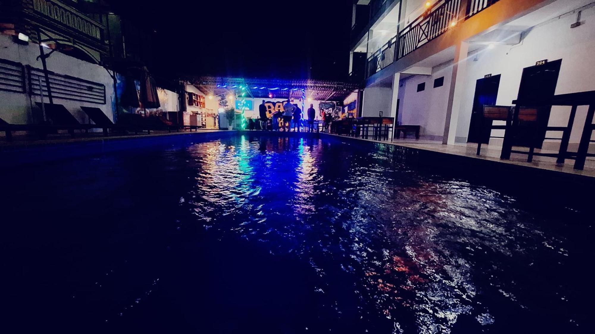 Vang Vieng Santara Backpackers Hostel Екстер'єр фото